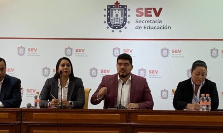 Zenyacen Escobar sigue firme, pago a maestros será hasta el 15 de diciembre