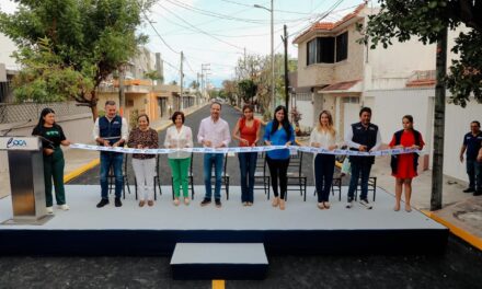 Inaugura Alcalde JM Unánue pavimentación de la calle Antón Lizardo en el Virginia