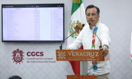 Maestro y alumna agredieron a ministeriales; tras huir se impactaron y murieron: Cuitláhuac García