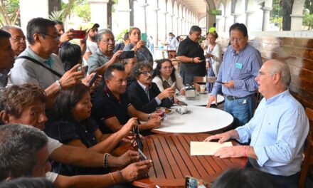 A favor de la encuesta como método para elegir candidato del FAM en Veracruz para que los ciudadanos decidan: Julen Rementería