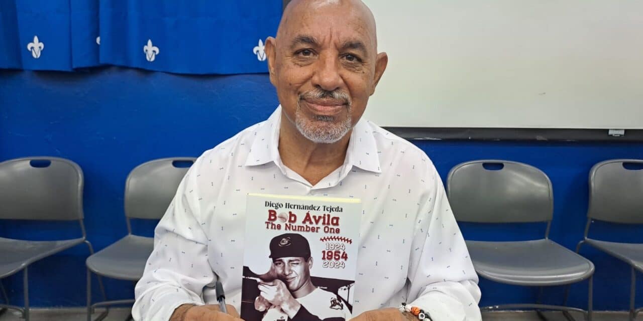 El periodista veracruzano, Diego Hernández, presenta su libro «Bob Ávila – The Number One»