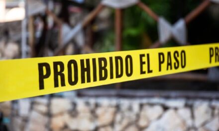 Encuentran restos humanos en un vehículo en Puebla