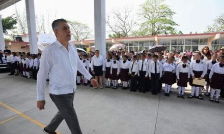 Recategorizaciones a maestros y presupuesto para sindicatos quedará listo antes del 15 de mayo: Vargas Barrientos