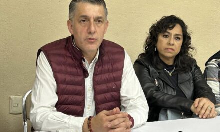Víctor Vargas oficializa su aspiración por la candidatura de MORENA en Fortín