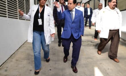 Secretario de Salud de Veracruz supervisa en que condiciones operan hospitales