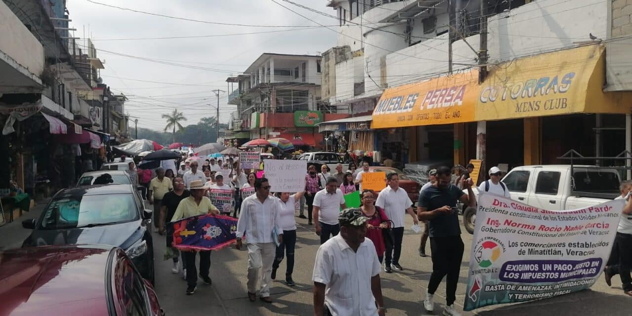 En Minatitlán, alcaldesa cobra hasta 110 mil pesos de nuevo impuesto a comerciantes