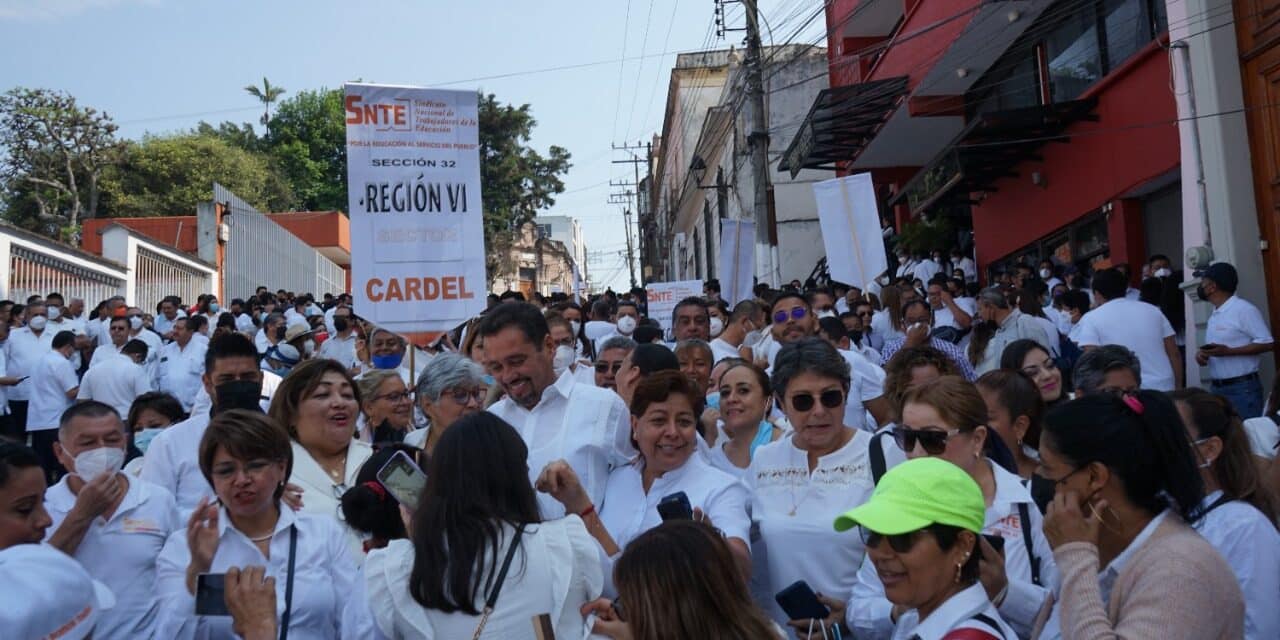 60 mil personas marcharán en el desfile del Día del Trabajo en Xalapa
