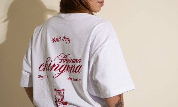 Jarocha vende ropa para viajar con selección mexicana a Copa Mundial de Roller Derby