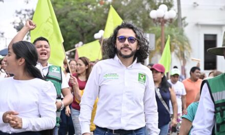 Gusano barrenador ya afecta a mascotas y puede afectar a personas: Marcelo Ruiz