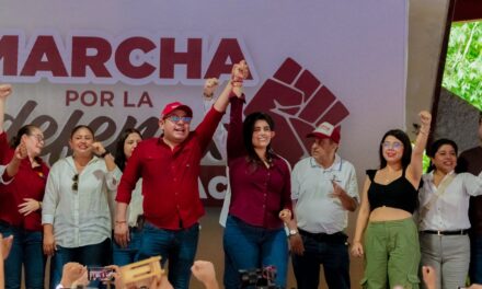 Miles de personas marchan para exigir respeto al voto y triunfo de Adanely Rodriguez en Poza Rica
