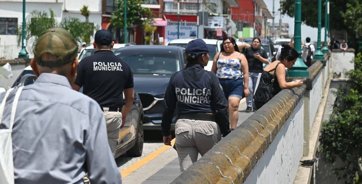 Se frustra suicidio de una jovencita en Xallitic