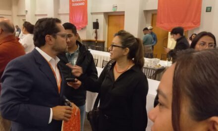 Ex contralora de Veracruz acudió al Consejo Estatal de MC