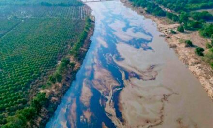 CANACINTRA Región Golfo presenta plan de trabajo para controlar derrame de crudo en Río Pantepec