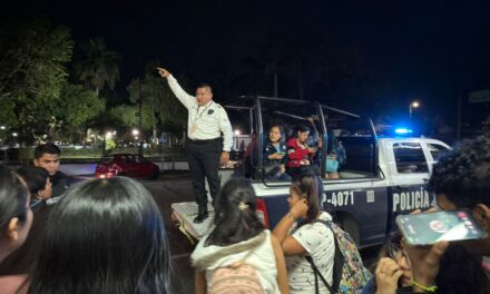 Habilitan patrullas de Policía Estatal para transportar a ciudadanos en Veracruz puerto