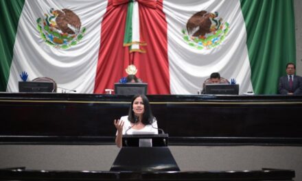 Indira Rosales expone a secretario de Finanzas, no ha pagado deuda bursátil de Veracruz