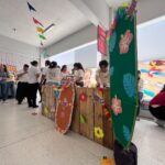 50 jóvenes de preparatoria presentan emprendimientos laborales
