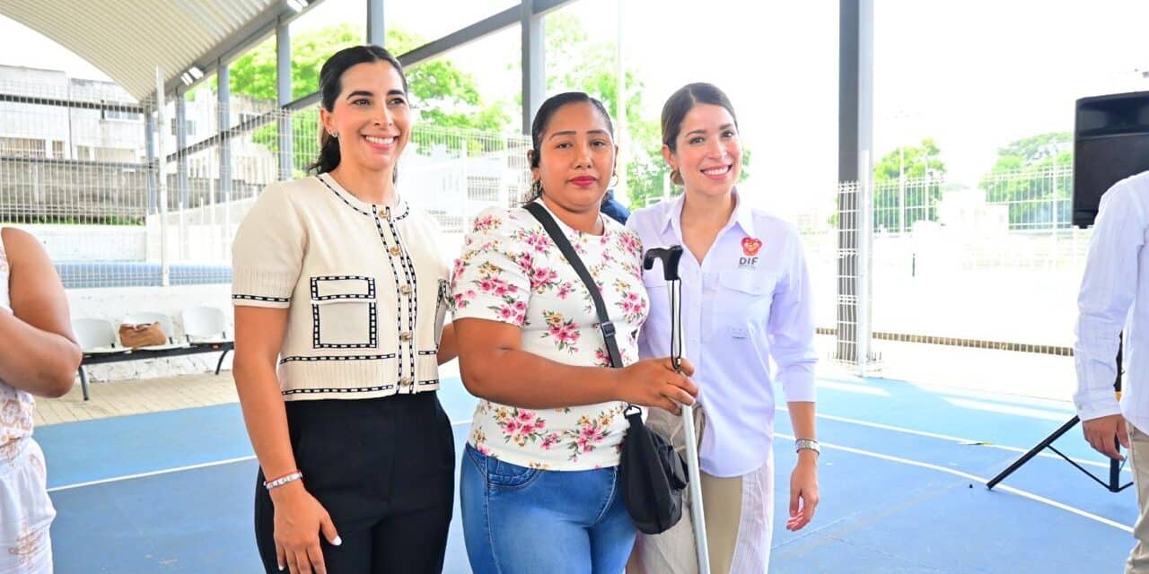 Realizan segunda entrega del programa «Amor en movimiento» en San Andrés Tuxtla 