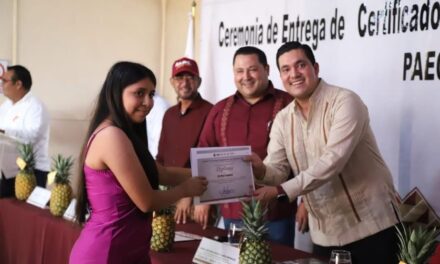 Con el Programa de Atención Emergente para la Certificación de Secundaria, se abren nuevas oportunidades para jóvenes