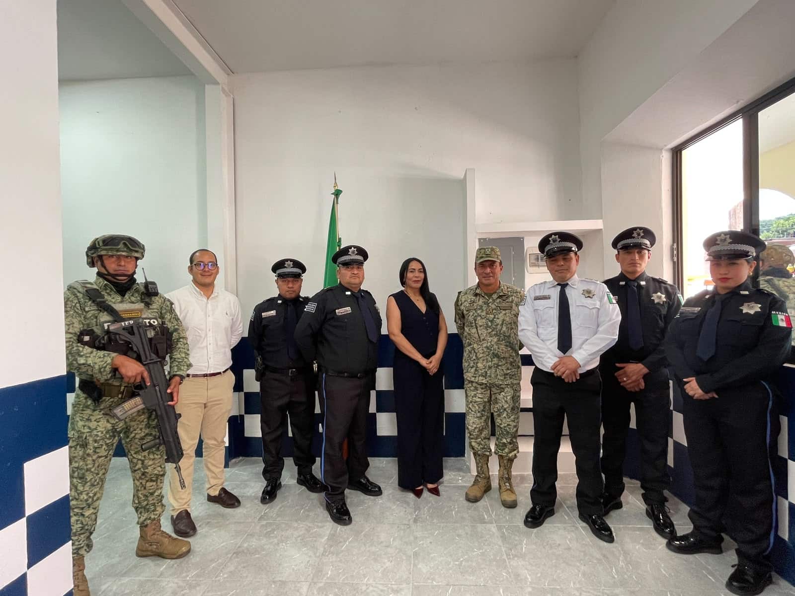 Rehabilitan Comandancia Municipal de Acajete