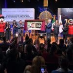 Homenaje a Juan Gabriel con billete conmemorativo