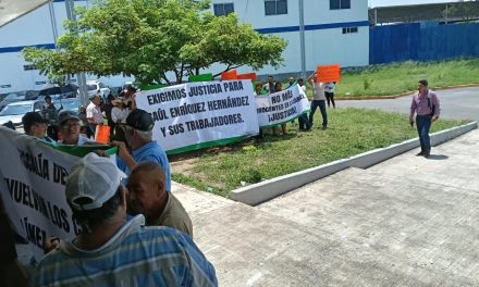 Exigen liberación de transportistas; familiares acusanse razón judicial y trabas en amparos tras dos meses de detención en Veracruz