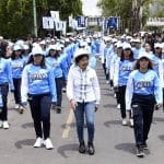 Con un desfile rectora de la BUAP recibe a las y los estudiantes de nuevo ingreso