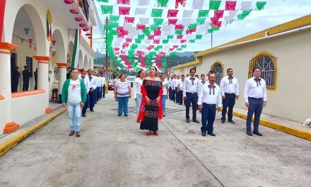 Acajete celebra con orgullo sus fiestas patrias