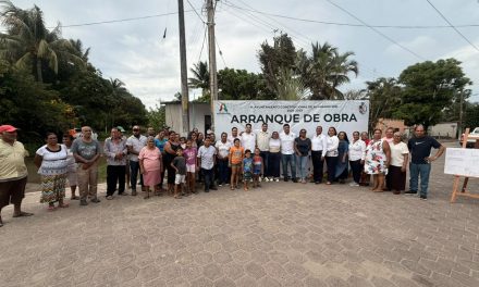 Iluminan Las Barrancas en Alvarado, arranca ampliación de red eléctrica frente a constantes apagones