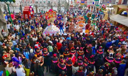 Realiza Gobierno de Pepe Chedraui activación física musicalizada masiva con motivo del Día de Muertos
